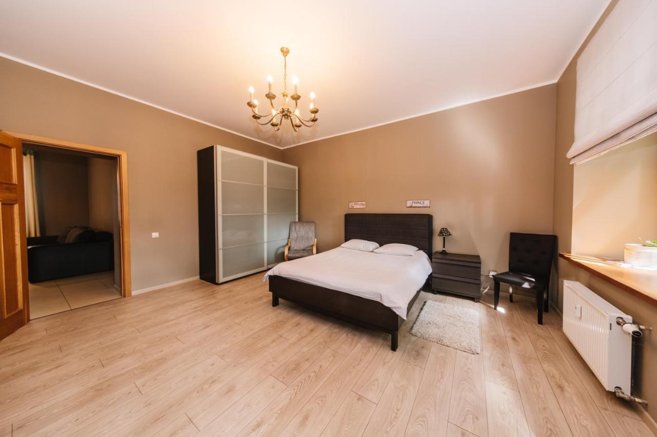 Kronu Nami Apartment Liepaja Bagian luar foto